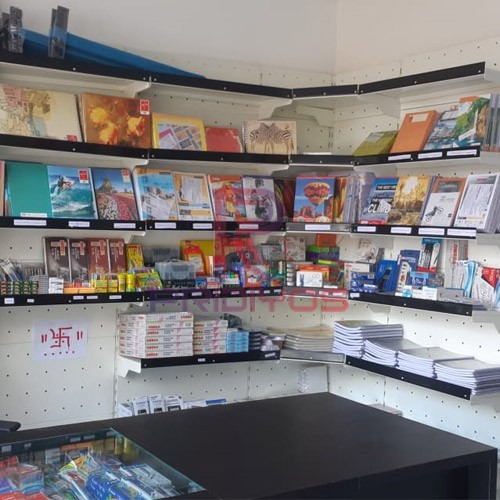 Customisable Book Shelves